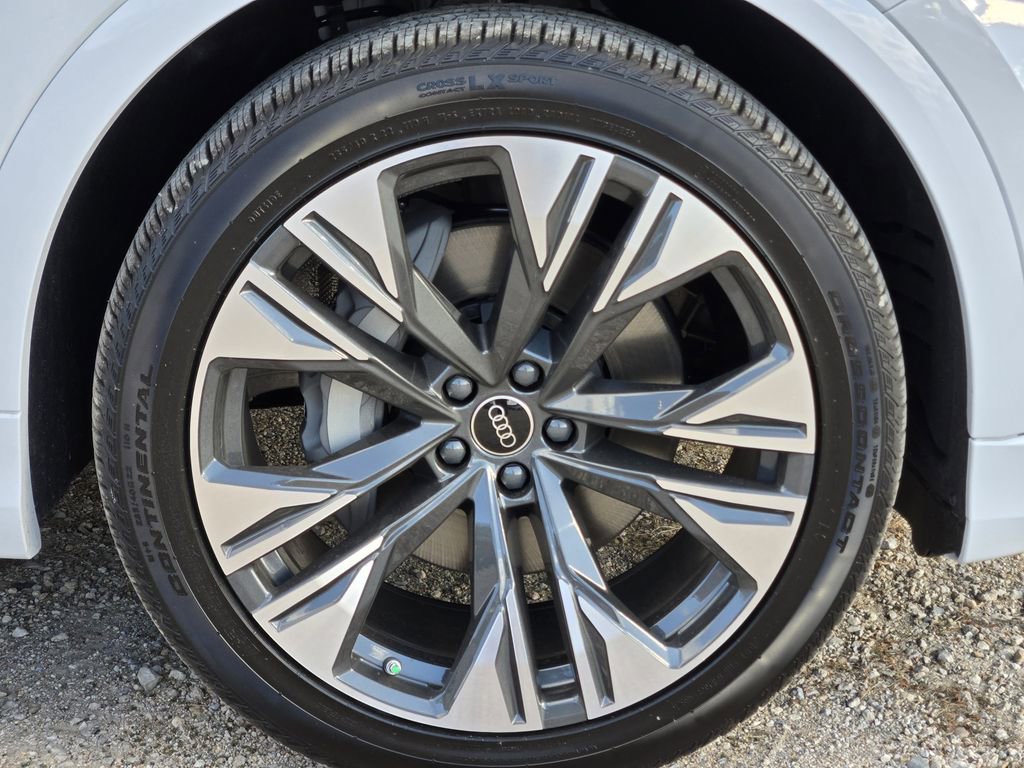 New 2026 Audi Q8 Premium Plus image 16