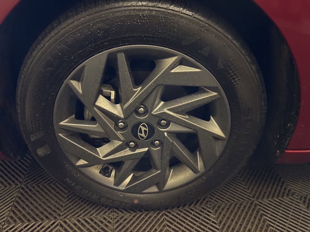 Used 2024 Hyundai Elantra SEL image 27