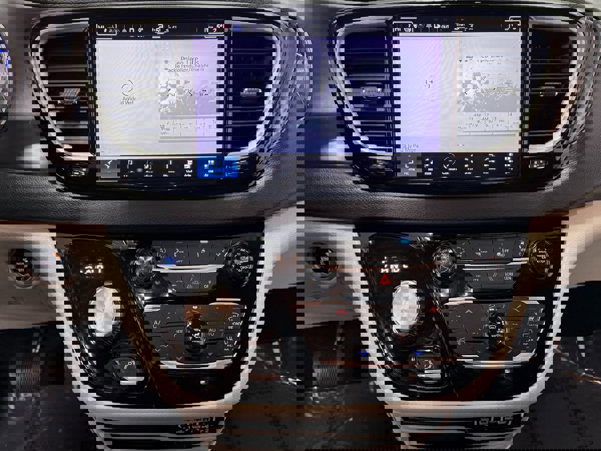 Used 2022 Chrysler Pacifica Touring-L image 20