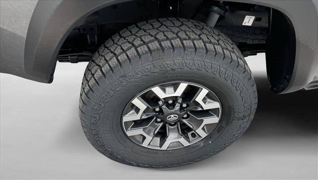 Certified 2023 Toyota Tacoma TRD Off-Road AWD/4WD image 9