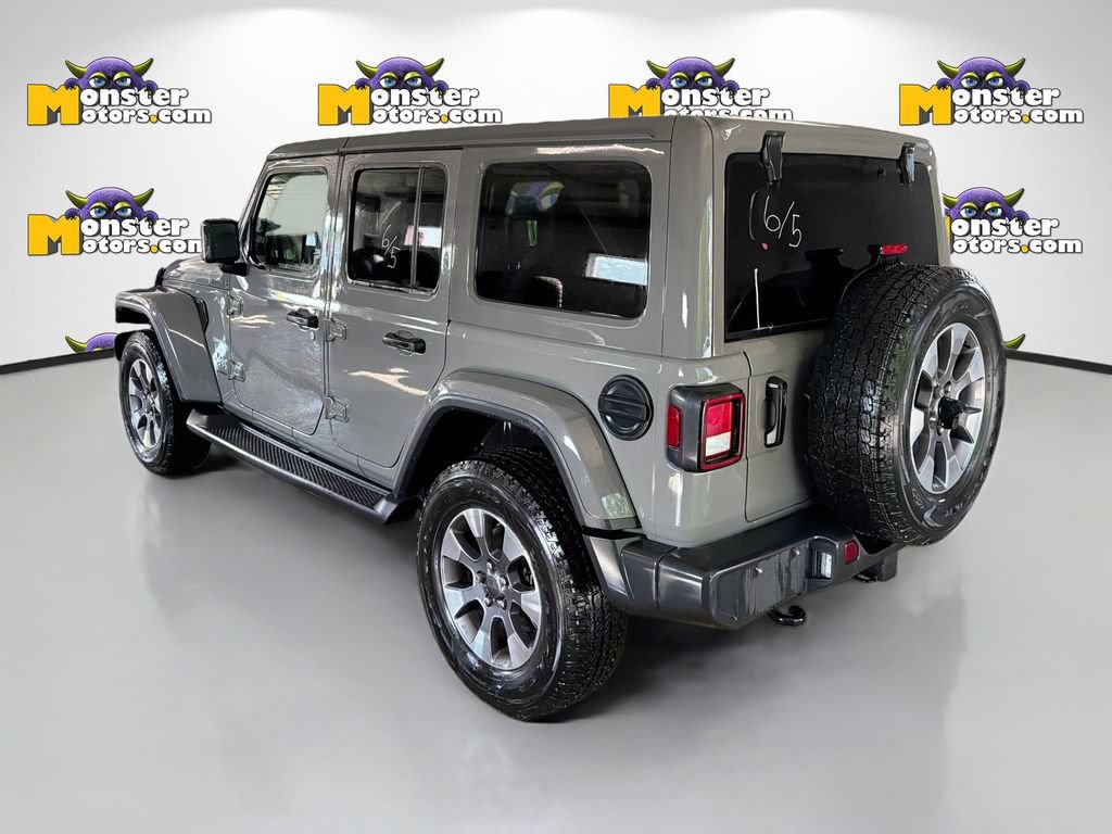 Used 2023 Jeep Wrangler Unlimited Sahara w/ Cold Weather Group AWD/4WD image 6