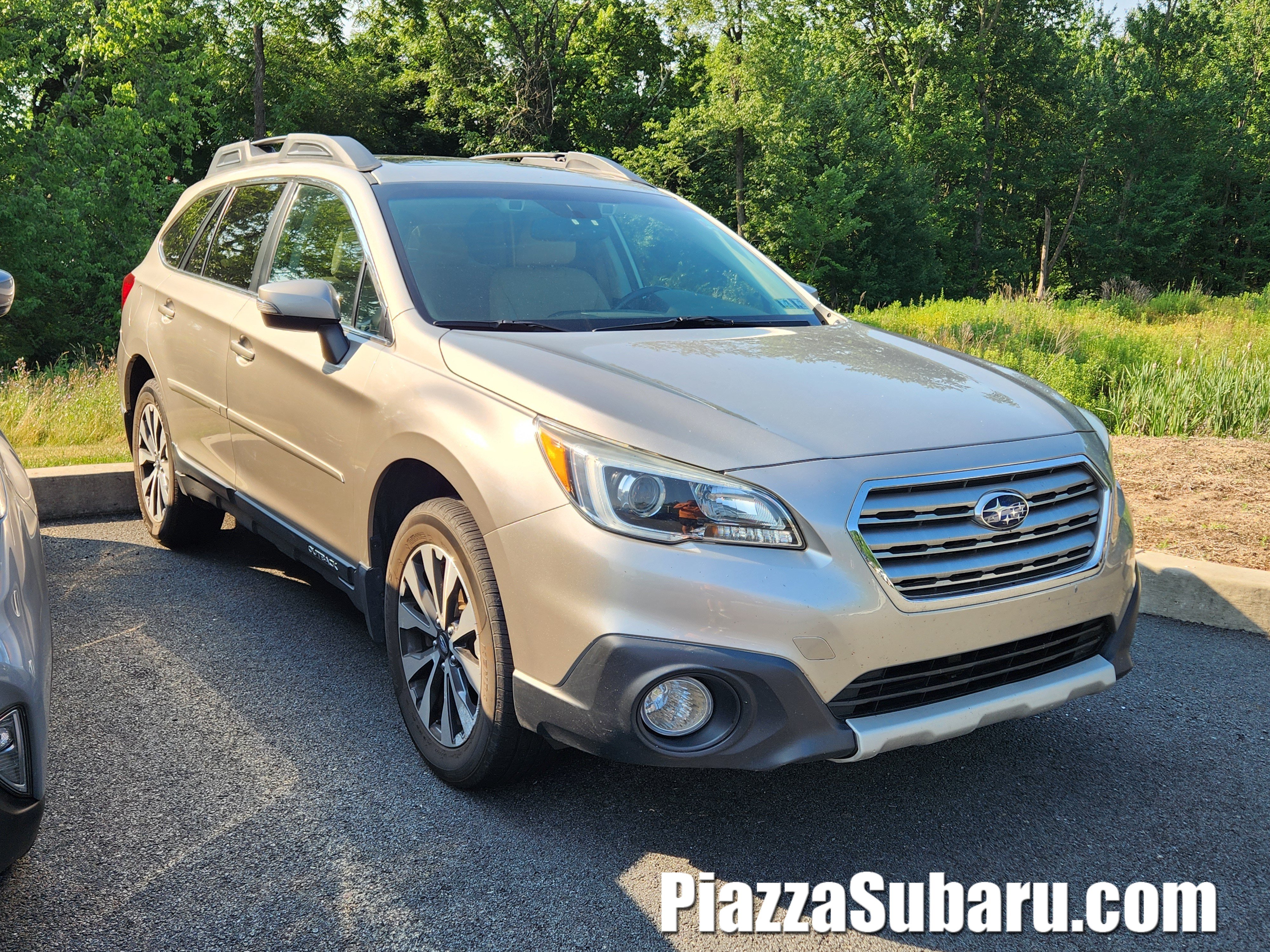 Used 2016 Subaru Outback 2.5i Limited AWD/4WD image 1