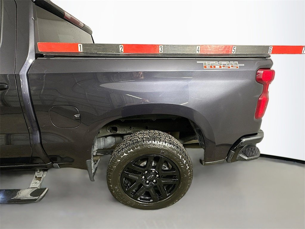 Used 2022 Chevrolet Silverado 1500 LT Trail Boss image 31