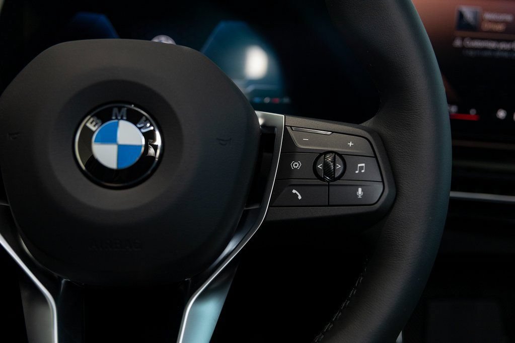 Used 2025 BMW X1 xDrive28i w/ Technology Package AWD/4WD image 26