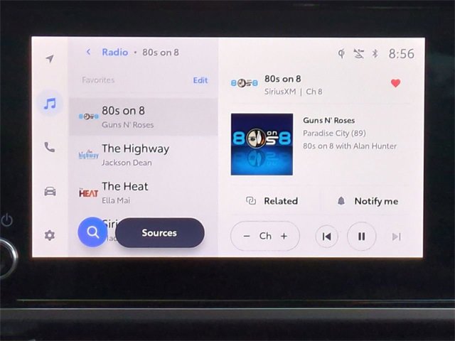Used 2025 Toyota Camry SE image 17