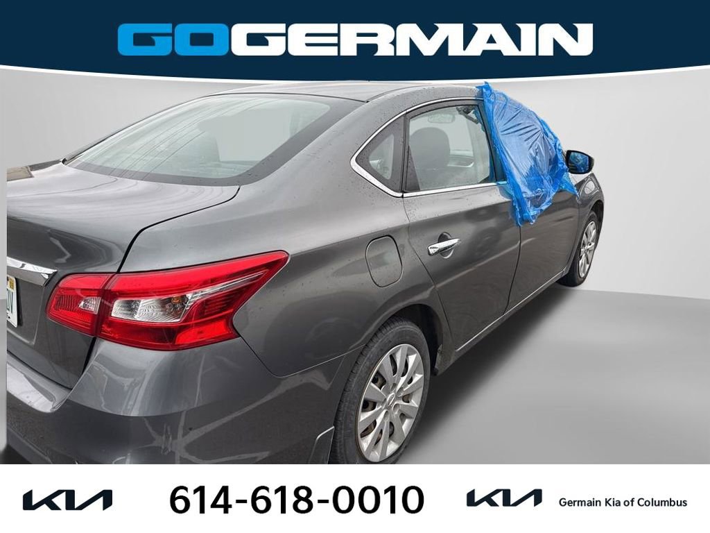 Used 2018 Nissan Sentra S image 5