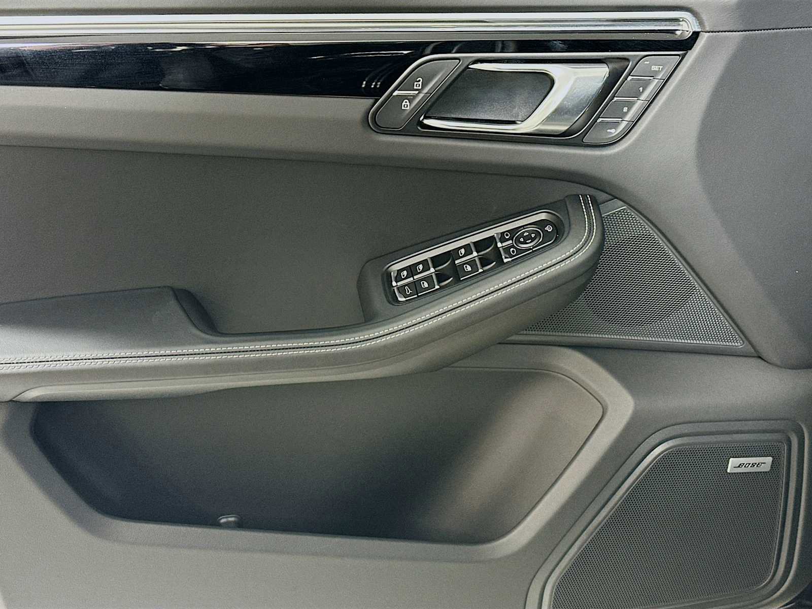 New 2026 Porsche Macan Turbo image 11