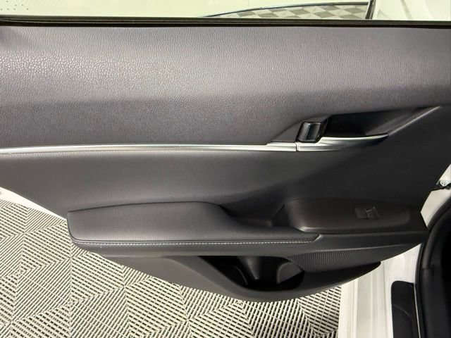 Used 2024 Toyota Camry XSE image 33