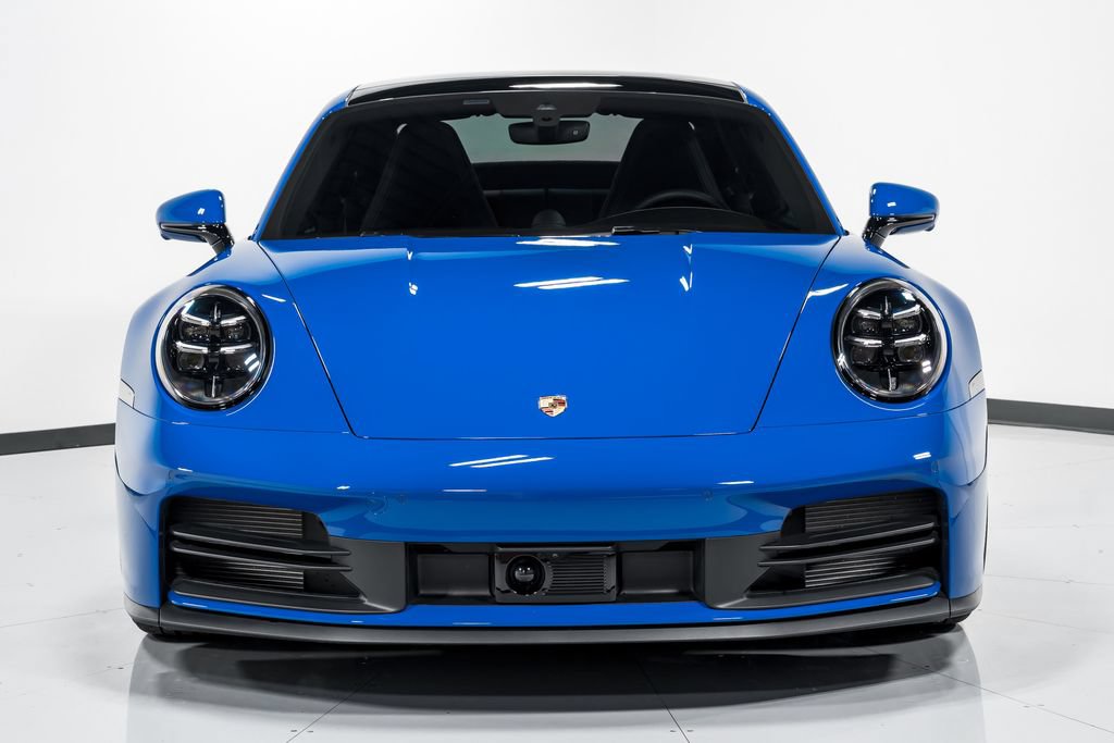 Used 2025 Porsche 911 Carrera RWD image 8