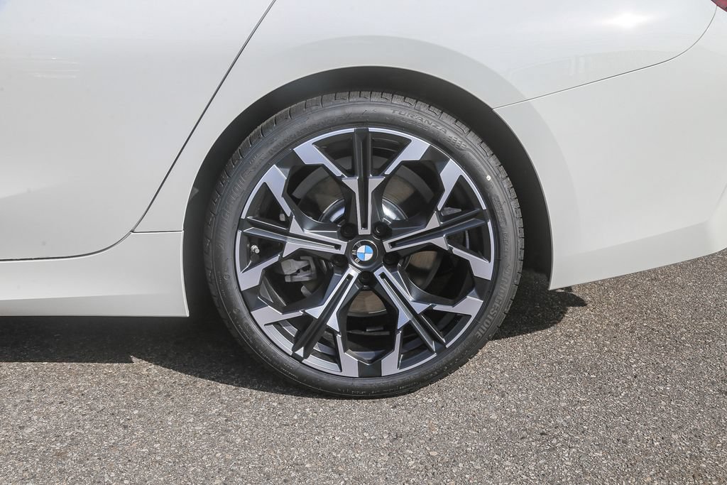 New 2026 BMW 330i Sedan RWD image 8