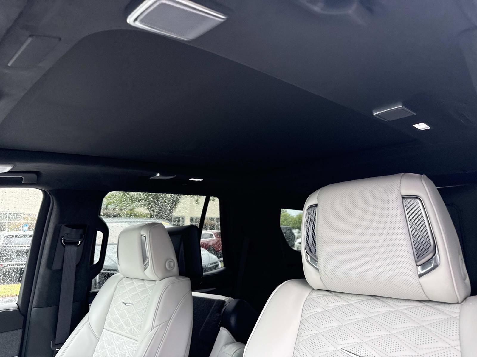 Used 2025 Cadillac Escalade Sport Platinum image 26