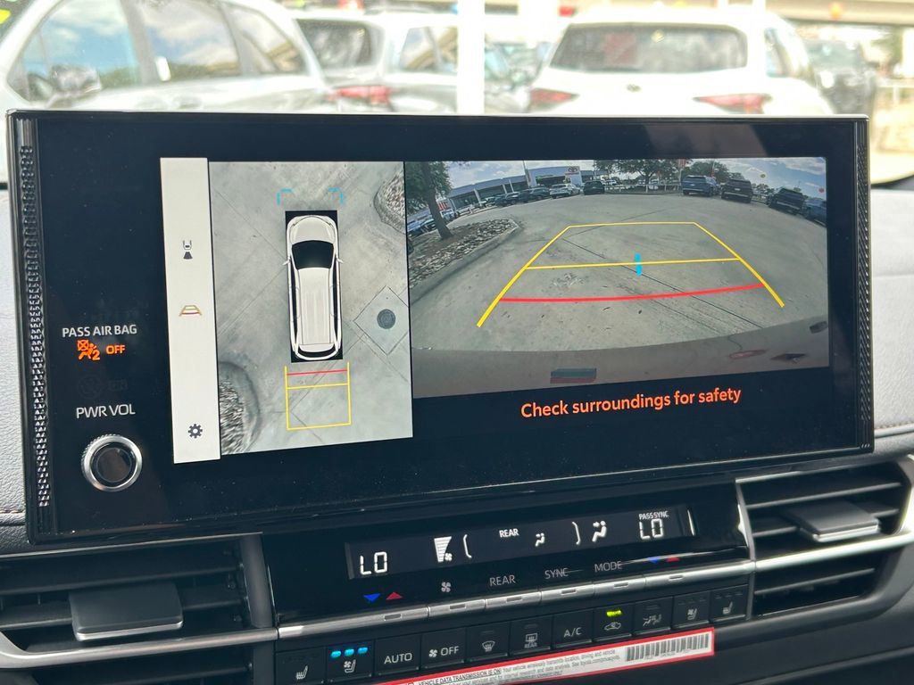 New 2026 Toyota Sienna Platinum image 44