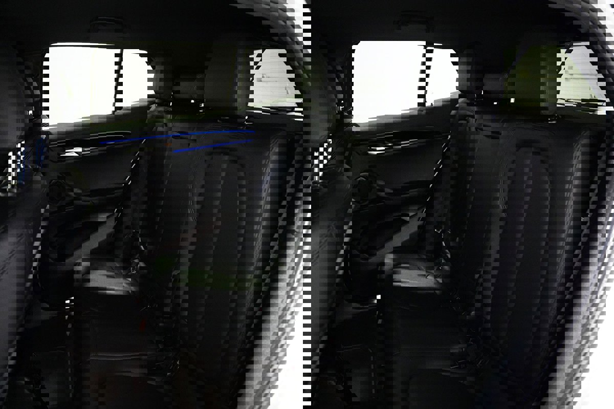 Used 2018 BMW X2 xDrive28i image 19