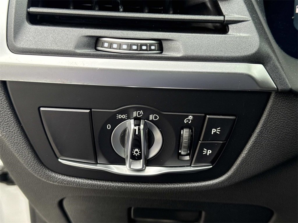 Used 2024 BMW X3 M40i image 30