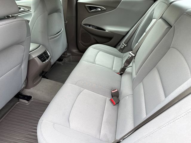 Used 2025 Chevrolet Malibu LT FWD image 16