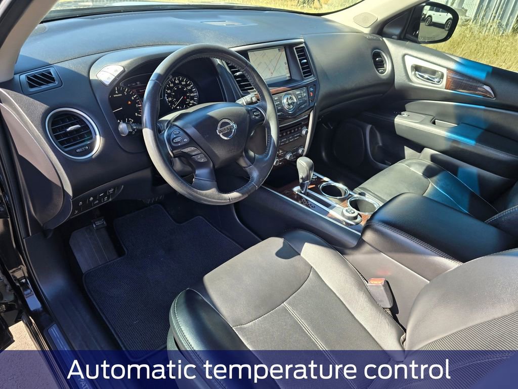 Used 2016 Nissan Pathfinder Platinum AWD/4WD image 2