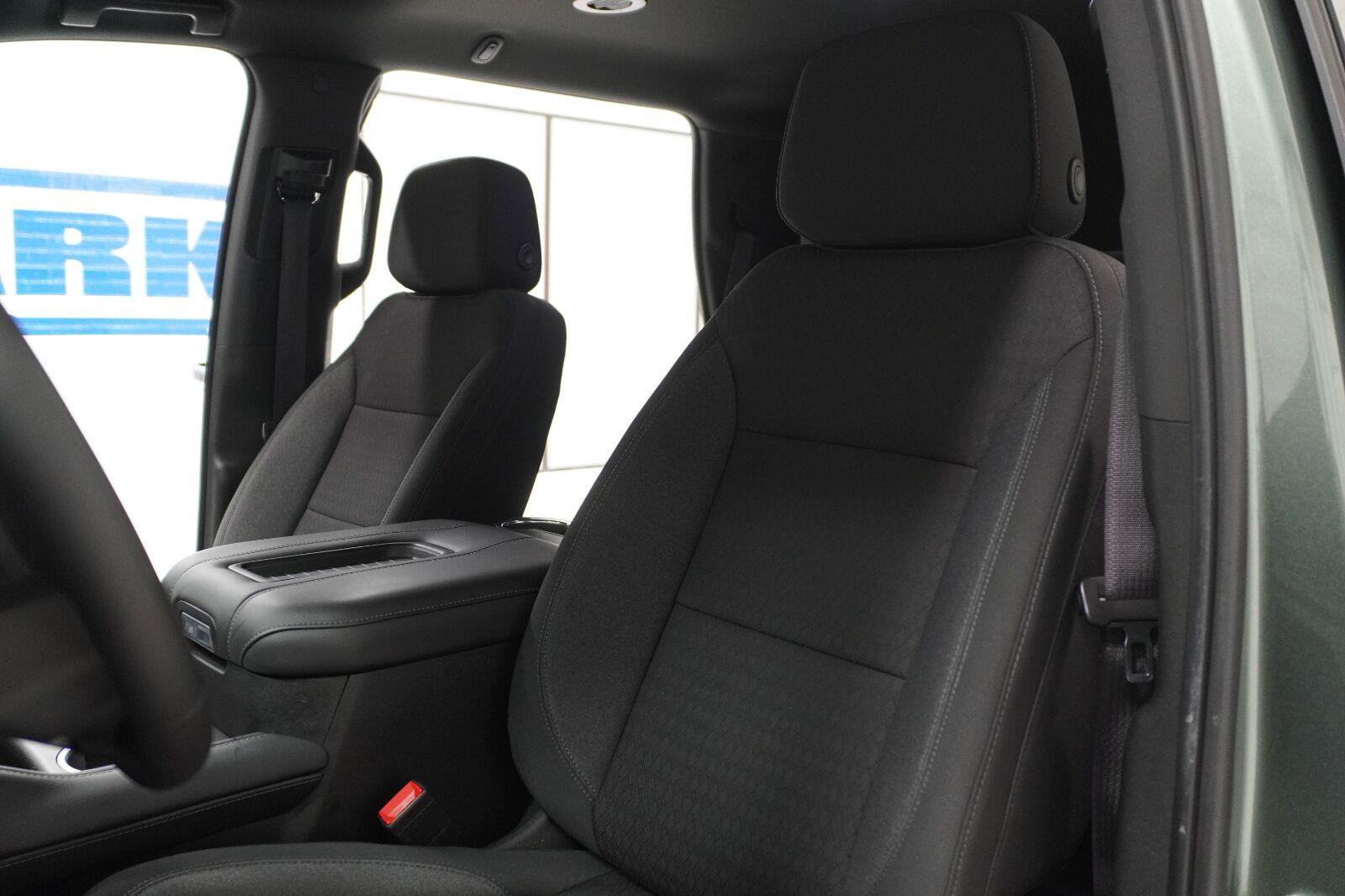 Used 2023 Chevrolet Tahoe LS RWD image 6