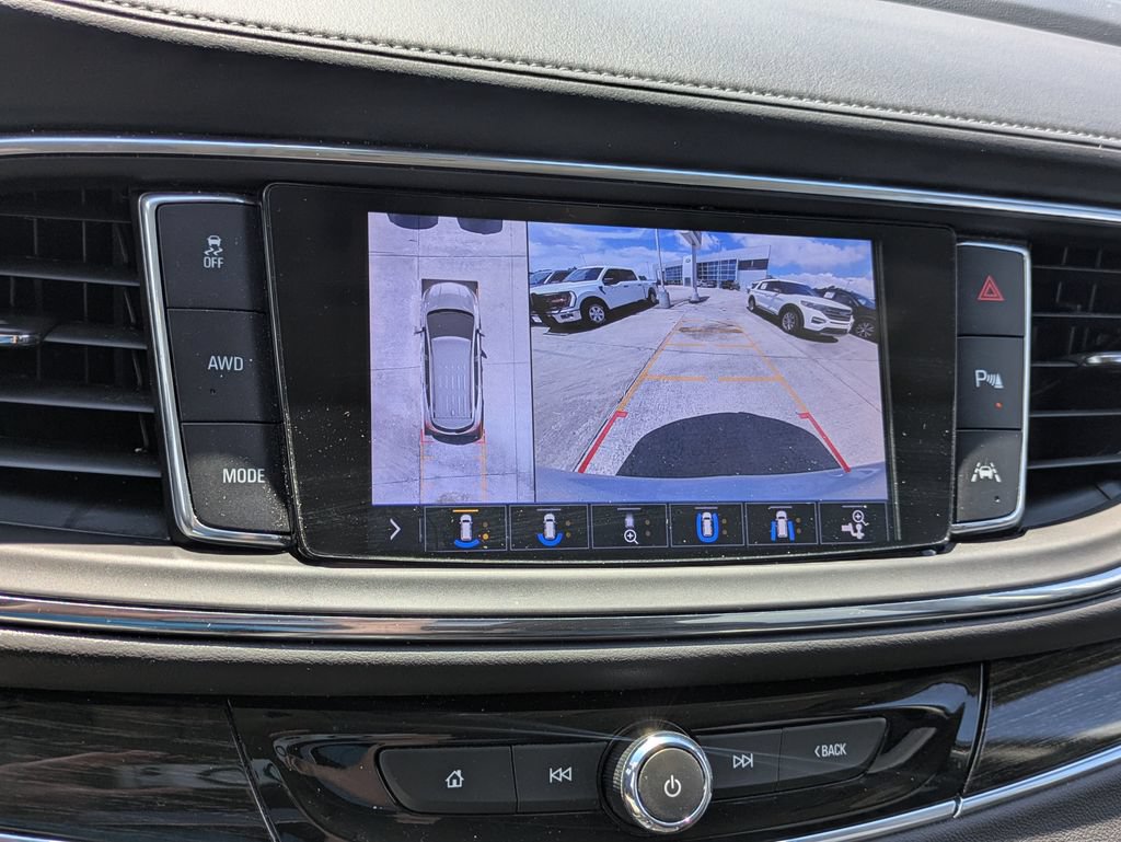 Used 2020 Buick Enclave Avenir w/ Avenir Technology Package AWD/4WD image 16