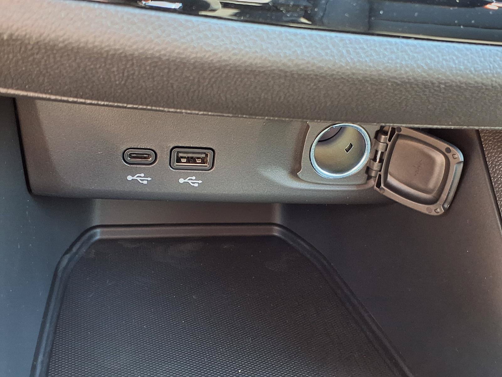 New 2026 Buick Envista Sport Touring w/ Convenience I Package FWD image 6