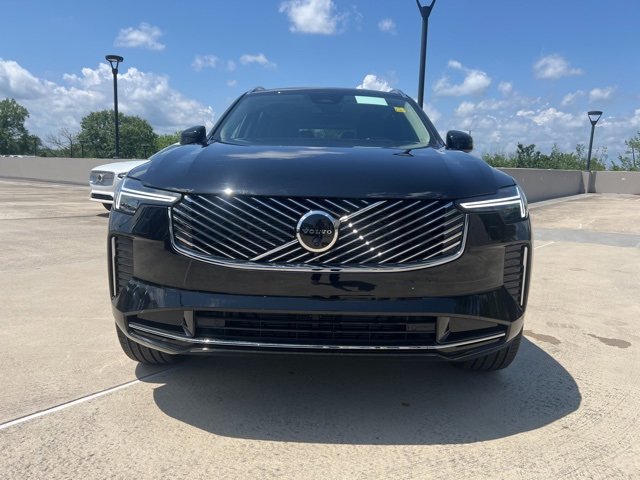 New 2026 Volvo XC90 B6 Plus w/ Protection Package Premier image 2