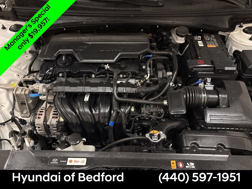 Certified 2026 Hyundai Elantra SE w/ Cargo Package FWD image 23