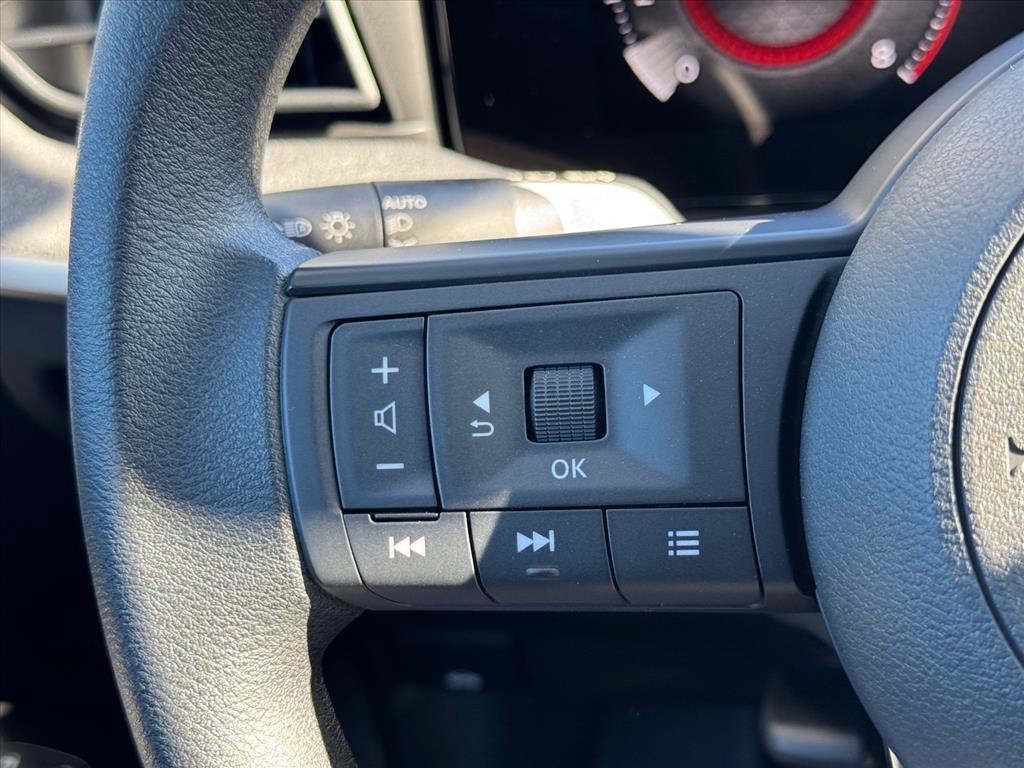 New 2026 Nissan Kicks SV w/ SV Premium Package FWD image 17