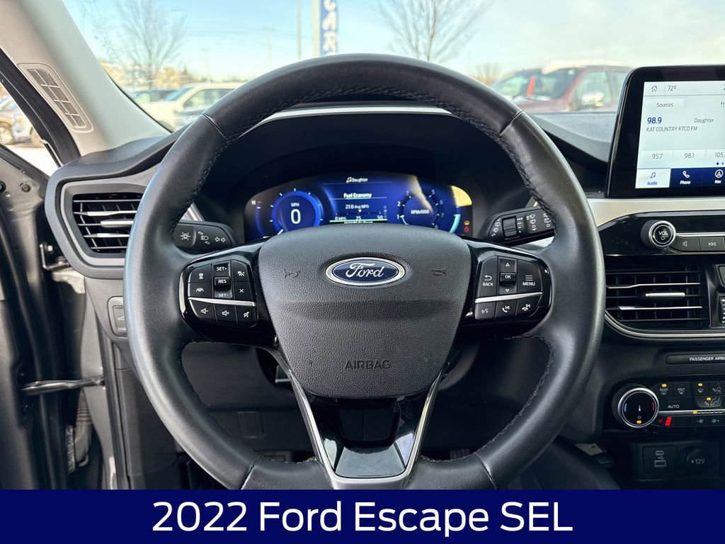 Used 2022 Ford Escape SEL w/ Technology Package image 18