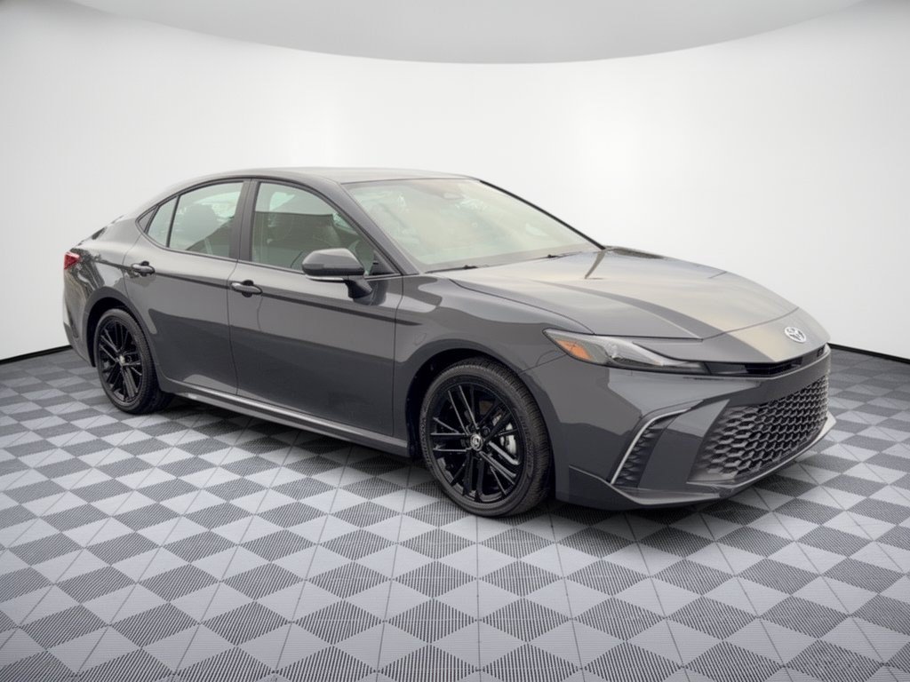 Used 2026 Toyota Camry SE FWD image 7