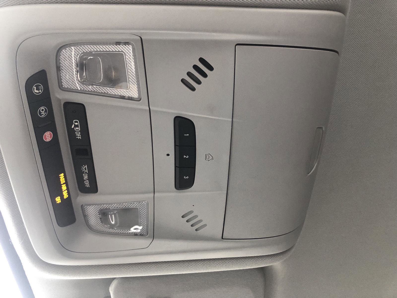 Used 2019 Chevrolet Blazer LT FWD image 30