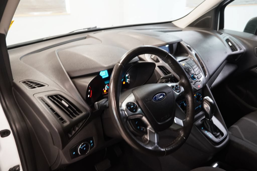 Used 2016 Ford Transit Connect XLT FWD image 6
