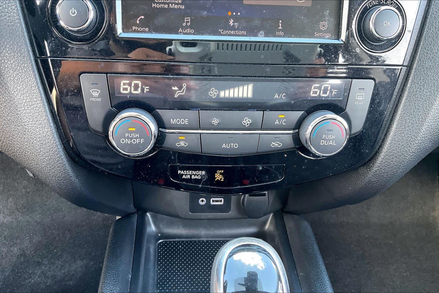 Used 2020 Nissan Rogue Sport SV FWD image 33
