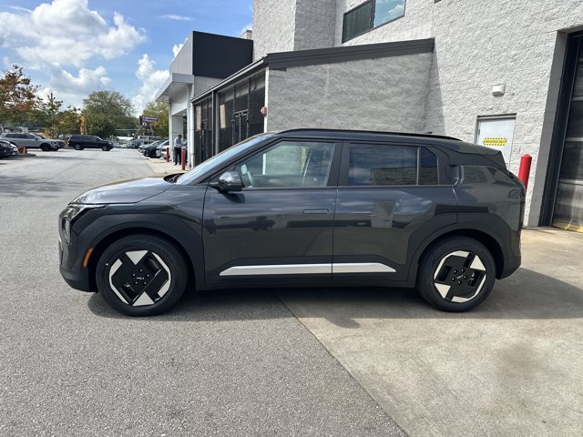 New 2027 Kia EV3 FWD image 21