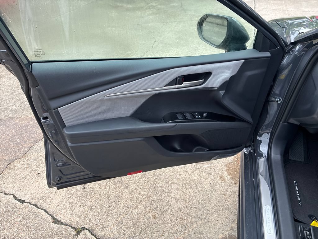New 2026 Toyota Camry SE FWD image 12