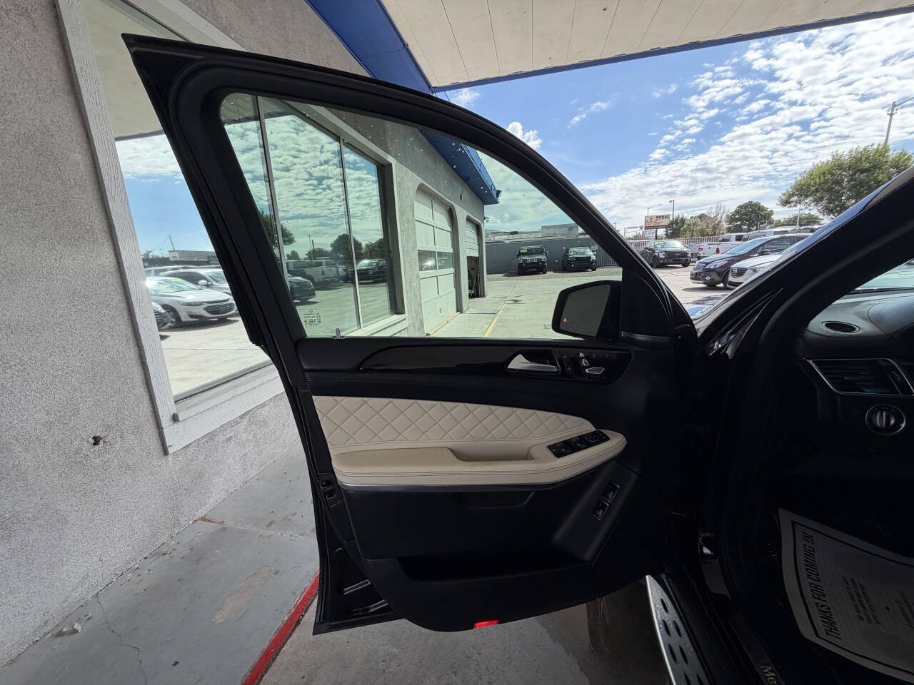 Used 2018 Mercedes-Benz GLS 550 4MATIC image 8