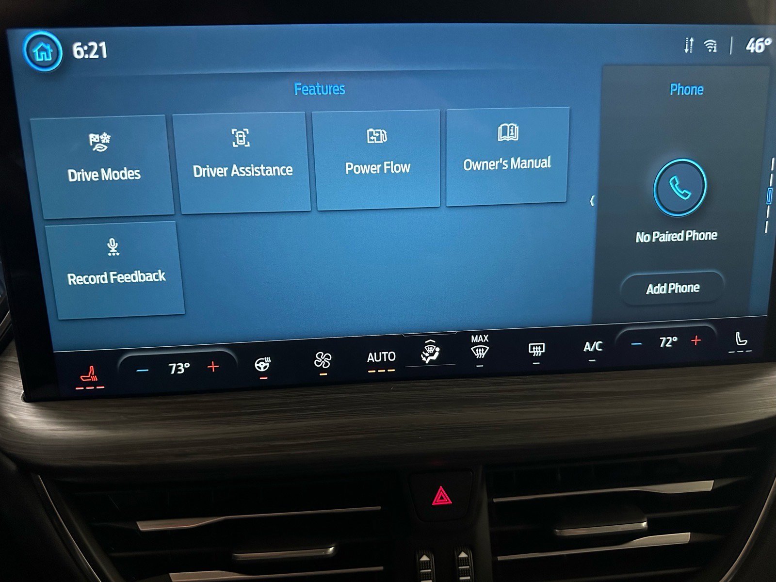 Certified 2025 Ford Escape Platinum w/ Premium Technology Package image 44