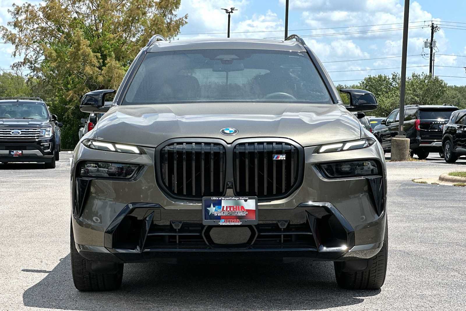 Used 2025 BMW X7 M60i AWD/4WD image 10