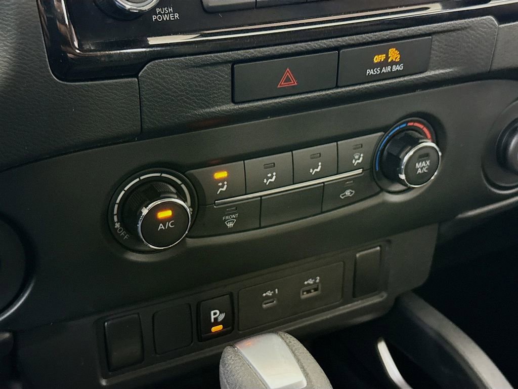Used 2022 Nissan Frontier SV w/ Technology Package image 16