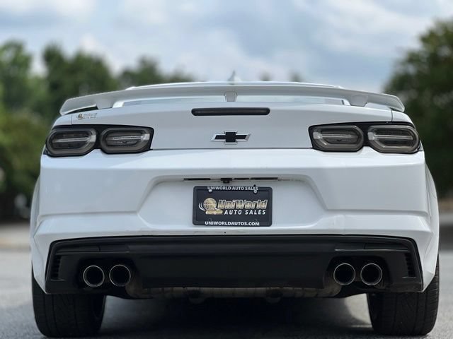 Used 2019 Chevrolet Camaro SS RWD image 6