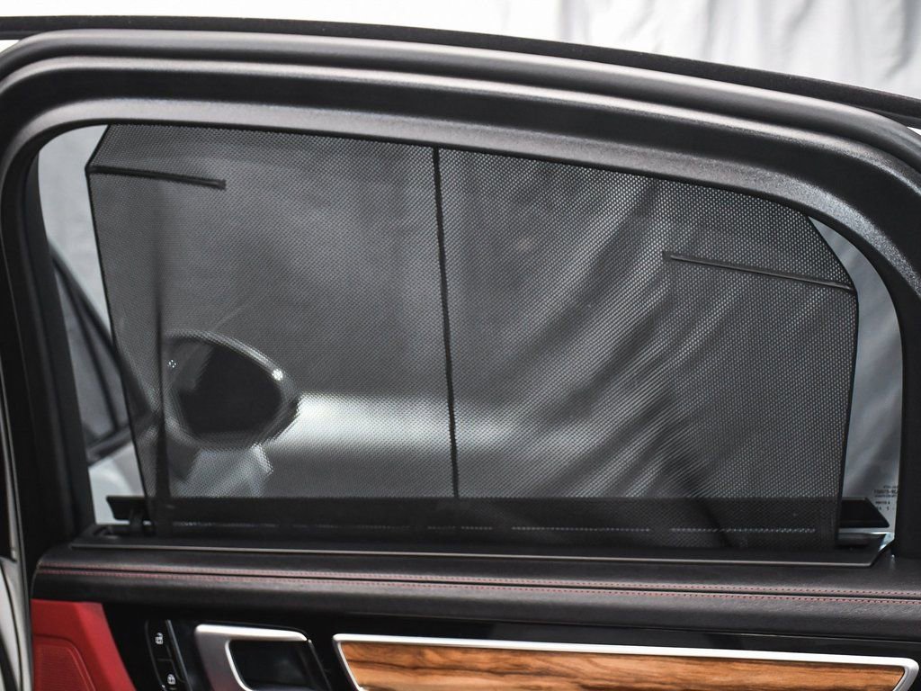 Used 2023 Porsche Cayenne Turbo S image 17