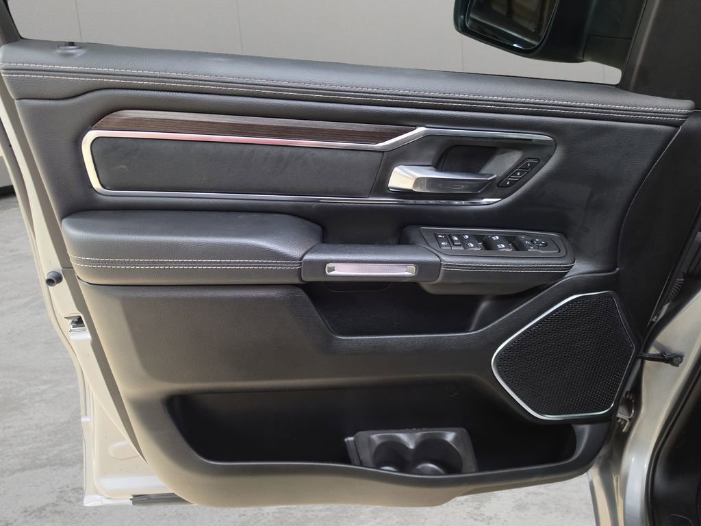 Used 2025 RAM 1500 Laramie image 13