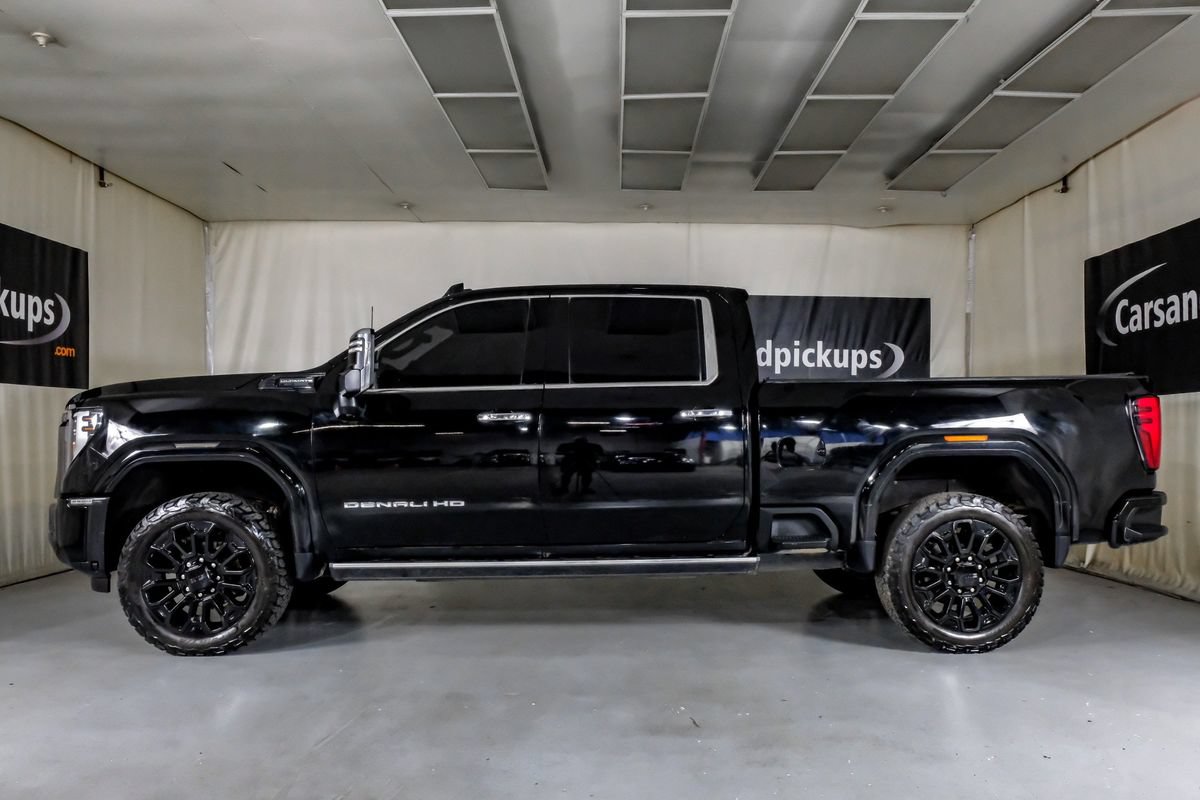 Used 2024 GMC Sierra 2500 Denali Ultimate AWD/4WD image 11
