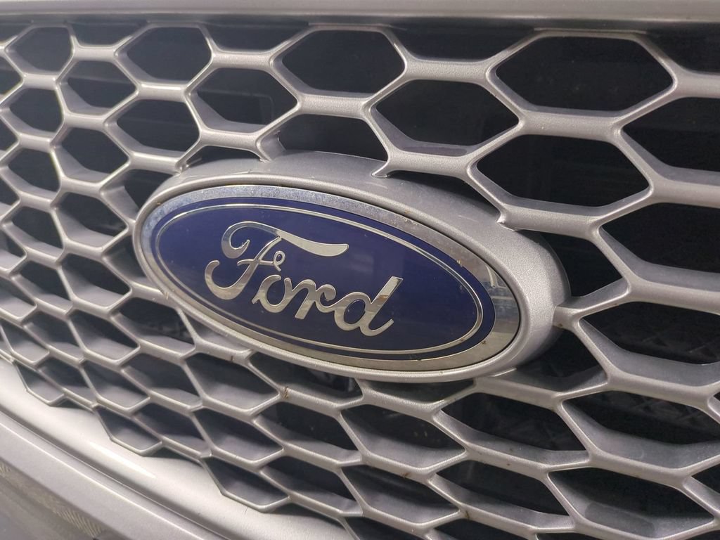 Used 2024 Ford Edge SEL AWD/4WD image 13