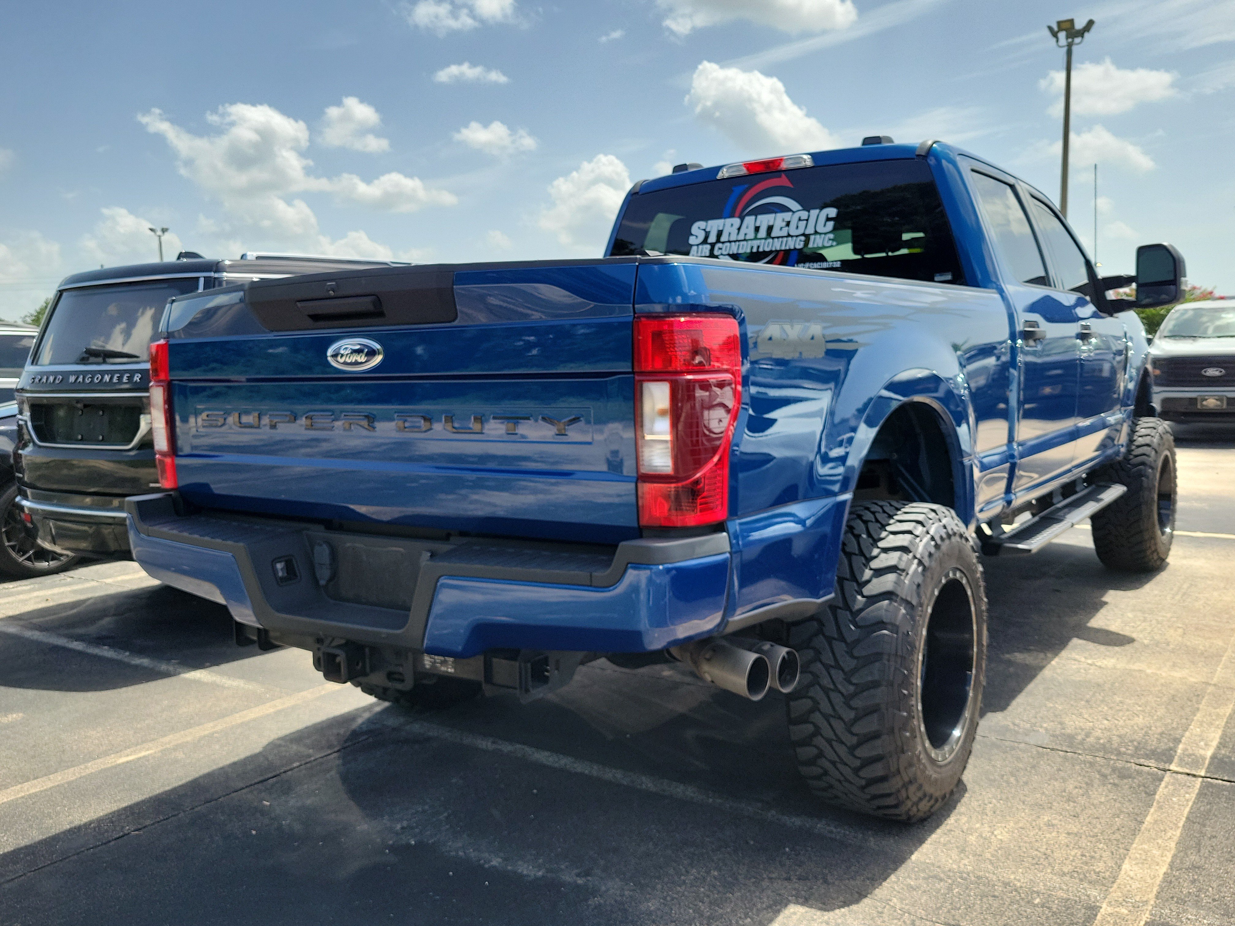 Used 2022 Ford F250 XLT AWD/4WD image 5