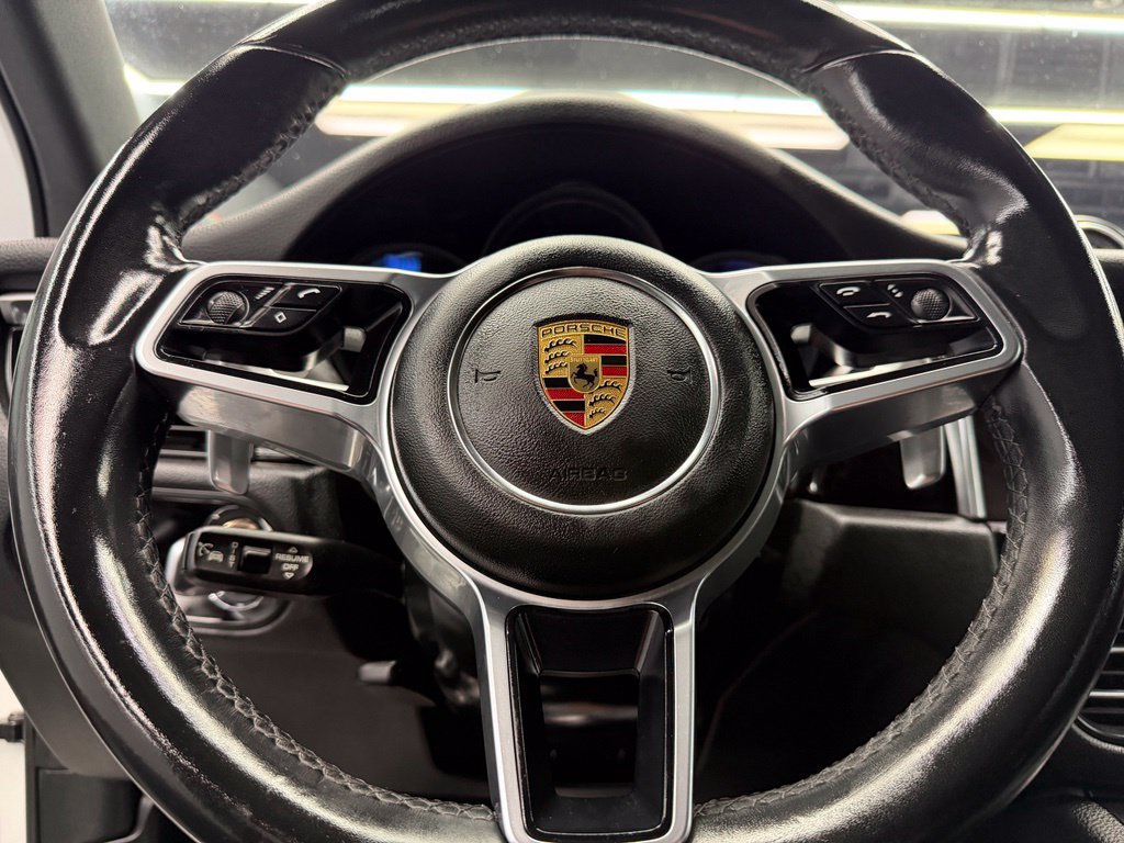 Used 2021 Porsche Macan AWD/4WD image 23