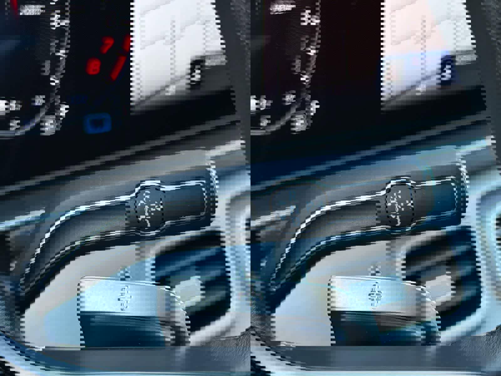 Used 2024 Mercedes-Benz GLE 450e 4MATIC image 17