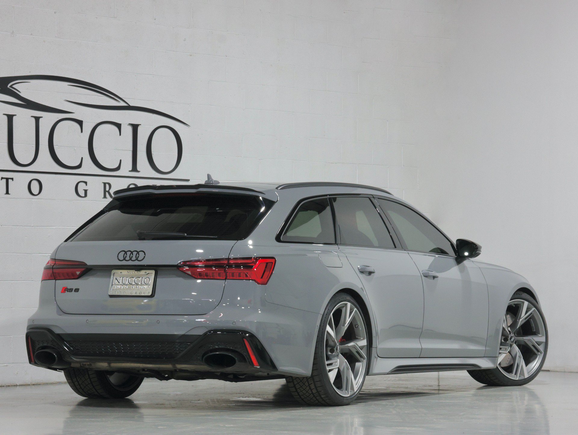 Used 2021 Audi RS 6 AWD/4WD image 41