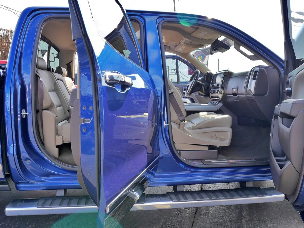 Used 2017 Chevrolet Silverado 1500 LTZ Z71 w/ LTZ Plus Package image 10