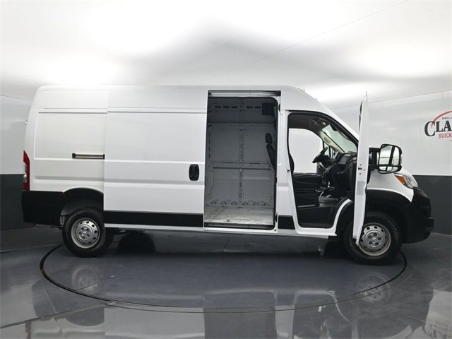 Used 2023 RAM ProMaster 2500 image 32