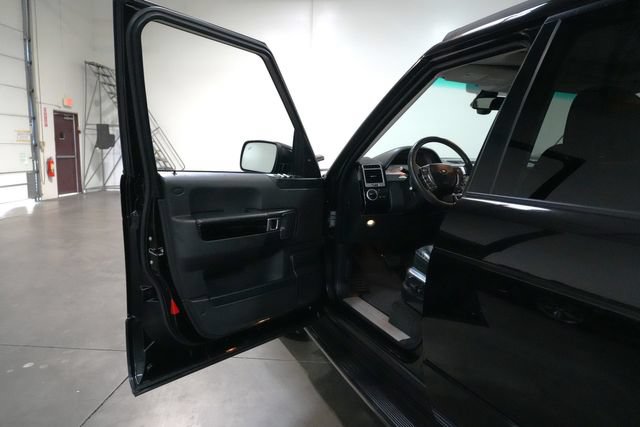 Used 2011 Land Rover Range Rover HSE LUX AWD/4WD image 16