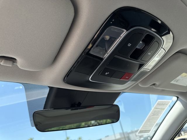 New 2025 Hyundai Sonata Limited FWD image 21